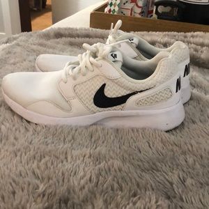 Women’s White Nike’s- worn 2-3 times